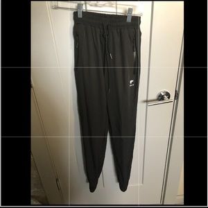Women’s Quick Dry Jogger Hiking Pants w/ Zipper Pockets